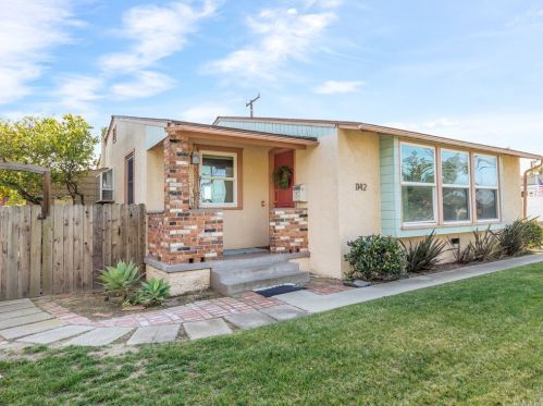 1142 23rd St, Manhattan Beach, CA 90266-2928
