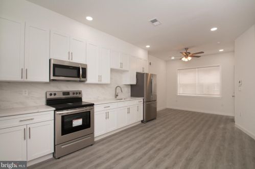 2437 13 St, Philadelphia PA  19107-5615 exterior