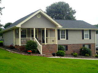 75 Fay Cir, Ringgold, GA 30736-5531
