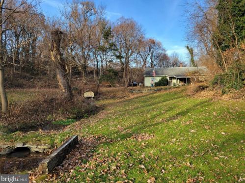 831 8th Ave, Lebanon, PA 17046-2282