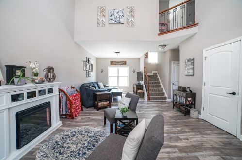 430 Leahy Cir, Manteno, IL 60950-1083