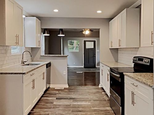 425 Lanier St, Atlanta GA  30318-8109 exterior
