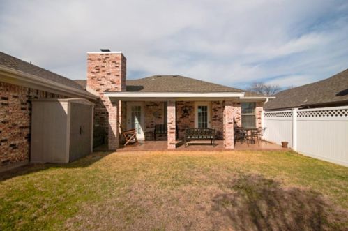 9657 Lea Shr St, Fort Worth TX  76179-3225 exterior