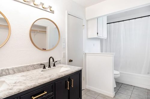 832 Mustang Dr, Fort Worth TX  76179-2043 exterior