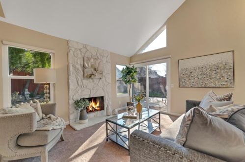 5769 Northway Rd, Pleasanton, CA 94566-5450