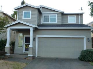 5665 Tranquil Ct, Portland, OR 97267-4336