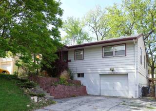 7026 Western Ave, Omaha, NE 68132-1065