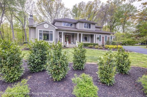 310 Laurel Ave, Lincroft, NJ 07738-1811