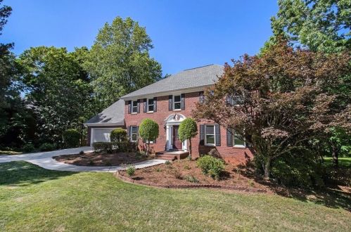 4871 Bainbridge Ct, Lilburn, GA 30047-5300