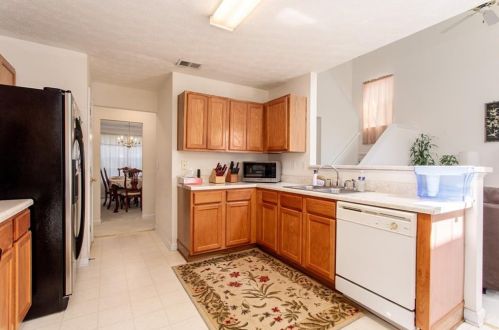 110 Magnolia Walk Ln, Atlanta GA  30349-4067 exterior