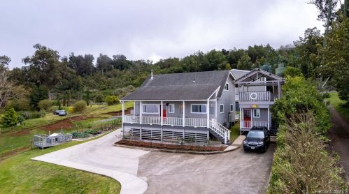 51 Ululani St, Kula, HI 96790-8930