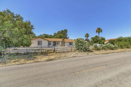 8415 Marcella Ave, Gilroy, CA 95020-9151