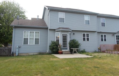 1134 Penny Ln, Sycamore IL  60178-1292 exterior