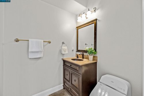 700 Ardleigh Ct, San Ramon, CA 94583-6011