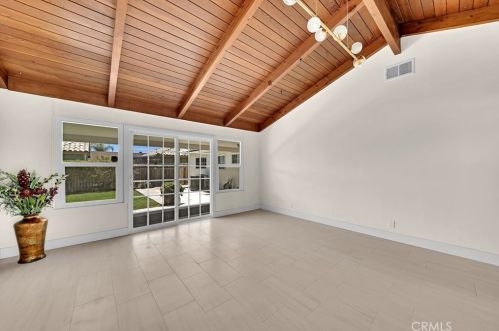 5771 Heil Ave, Huntington Beach CA  92649-3771 exterior