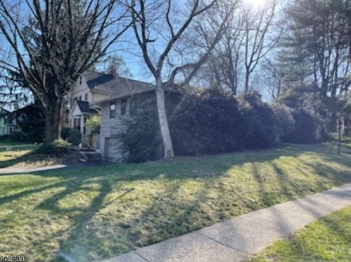 82 Cooper Ave, Montclair, NJ 07043-2219