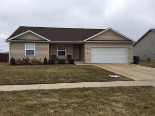 207 Bryce Ln, Tolono, IL 61880-9301
