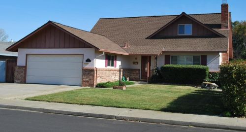 306 Mono Dr, Vacaville, CA 95687-5524