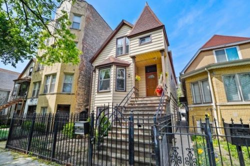 4214 Bernard St, Chicago, IL 60618-1104