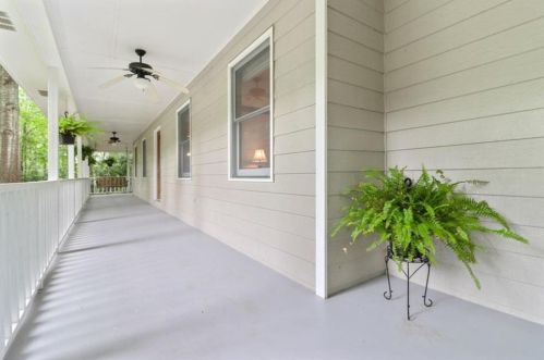 100 Bent Arrow Dr, Stockbridge GA  30281-4839 exterior