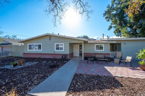 532 2nd St, Lake Nacimiento, CA 93446-3301