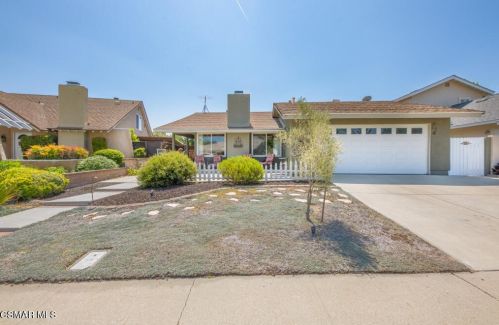 2054 Belgrave Ct, Simi Valley, CA 93063-2757