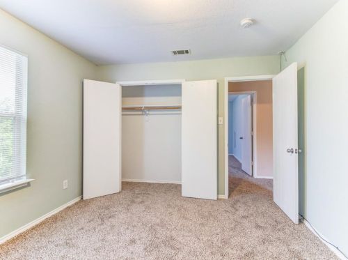 9902 Crystal Valley Way, Dallas TX  75227-5235 exterior