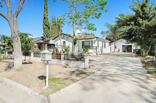 3647 Elliotta Dr, Riverside, CA 92501-1624