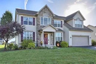 3426 Chardonnay Dr, York, PA 17404-8618