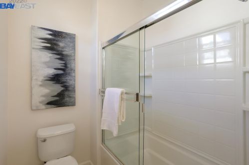 330 Belshaw Dr, Milpitas CA 95035-5472 exterior