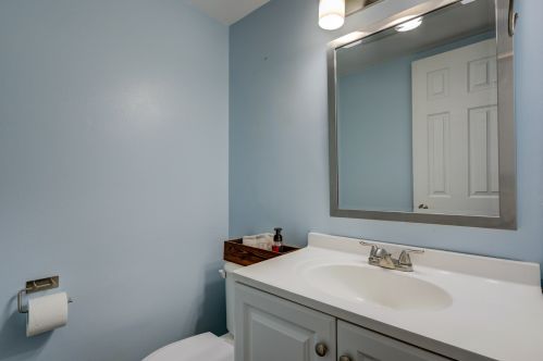 552 Alton Ct, Carol Stream IL  60188-9212 exterior