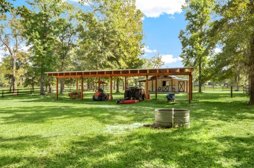 5435 John Mack Ln, Wadmalaw Is SC  29487-7122 exterior