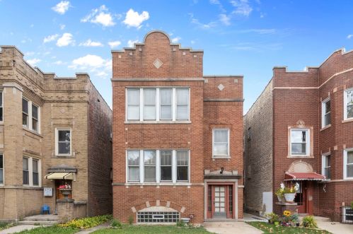 3844 Sawyer Ave, Chicago, IL 60618-4422