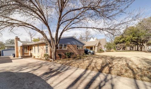 2536 Shirley Ave, Fort Worth TX  76109-1355 exterior