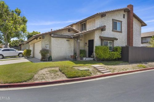806 Rosewood Dr, Oxnard, CA 93030-3468