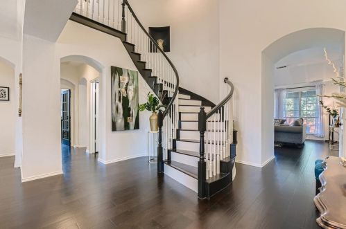 8301 Ash Riv Ct, Fort Worth TX  76137-5715 exterior