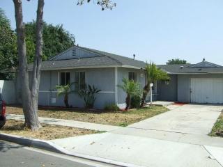 13559 Acapulco Dr, Whittier, CA 90605-2907