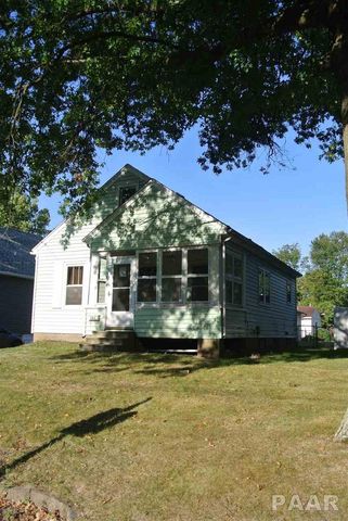 203 Bird Ave, Peoria, IL 61607-2414