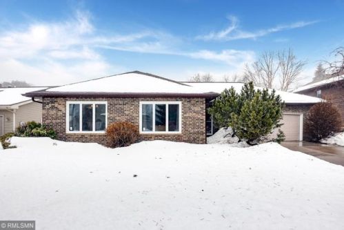 5565 Brickstone Ct, Saint Paul, MN 55126-4801