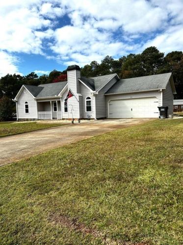 110 Graystone Dr, Porterdale, GA 30014-5457