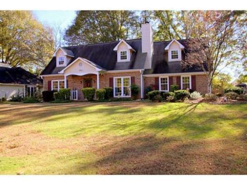 607 Sutton Way, Marietta, GA 30064-2557
