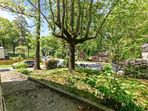2778 Harlan Dr, Atlanta GA  30344-3761 exterior