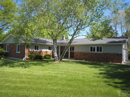 200 Pleasantview Dr, Hamilton, IL 62341-1111