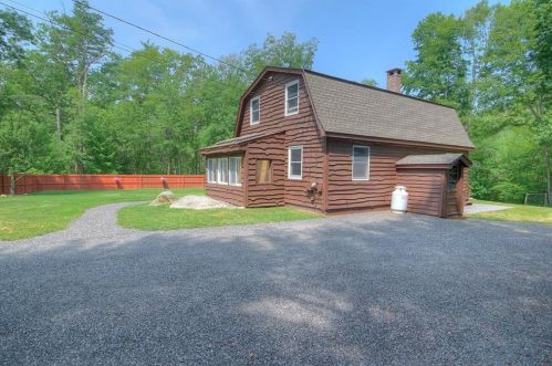 155 Nelson Capwell Rd, Coventry, RI 02827-1811