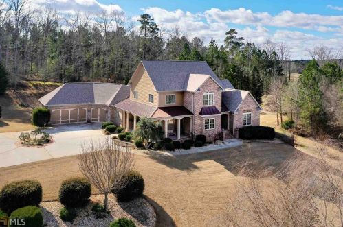 201 Equestrian Ct, Forsyth, GA 31029-5538