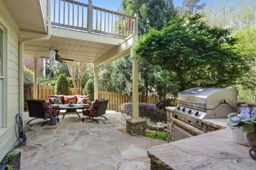 2632 Brookline Cir, Atlanta GA  30319-3691 exterior