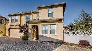 1984 Salzburg Trl, Redding, CA 96003-9334