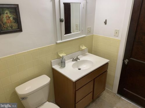 551 Walnut St, Lancaster PA  17603-3337 exterior