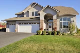805 Majesty Heights Dr, Yakima, WA 98908-6107