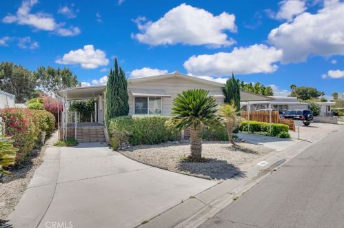 69431 Parkside Dr, Desert Hot Springs, CA 92241-8257